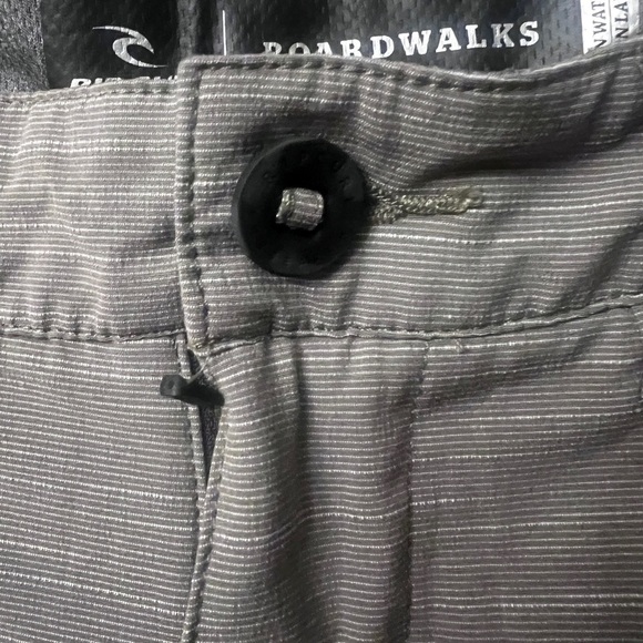 Rip Curl Gray Flat Front Shorts Lightweight Casual Wear - Picture 2 of 11